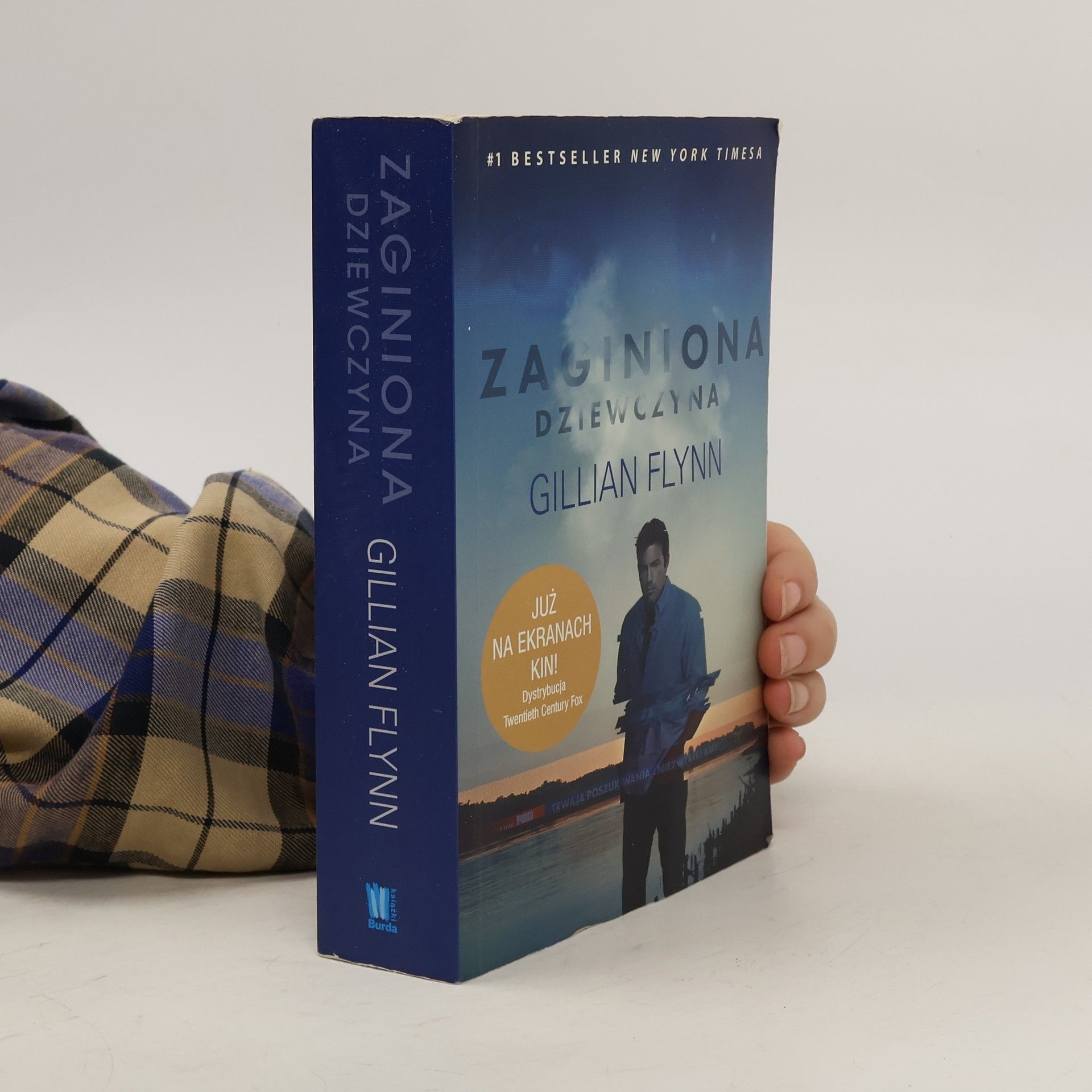 Gillian Flynn Zaginiona dziewczyna