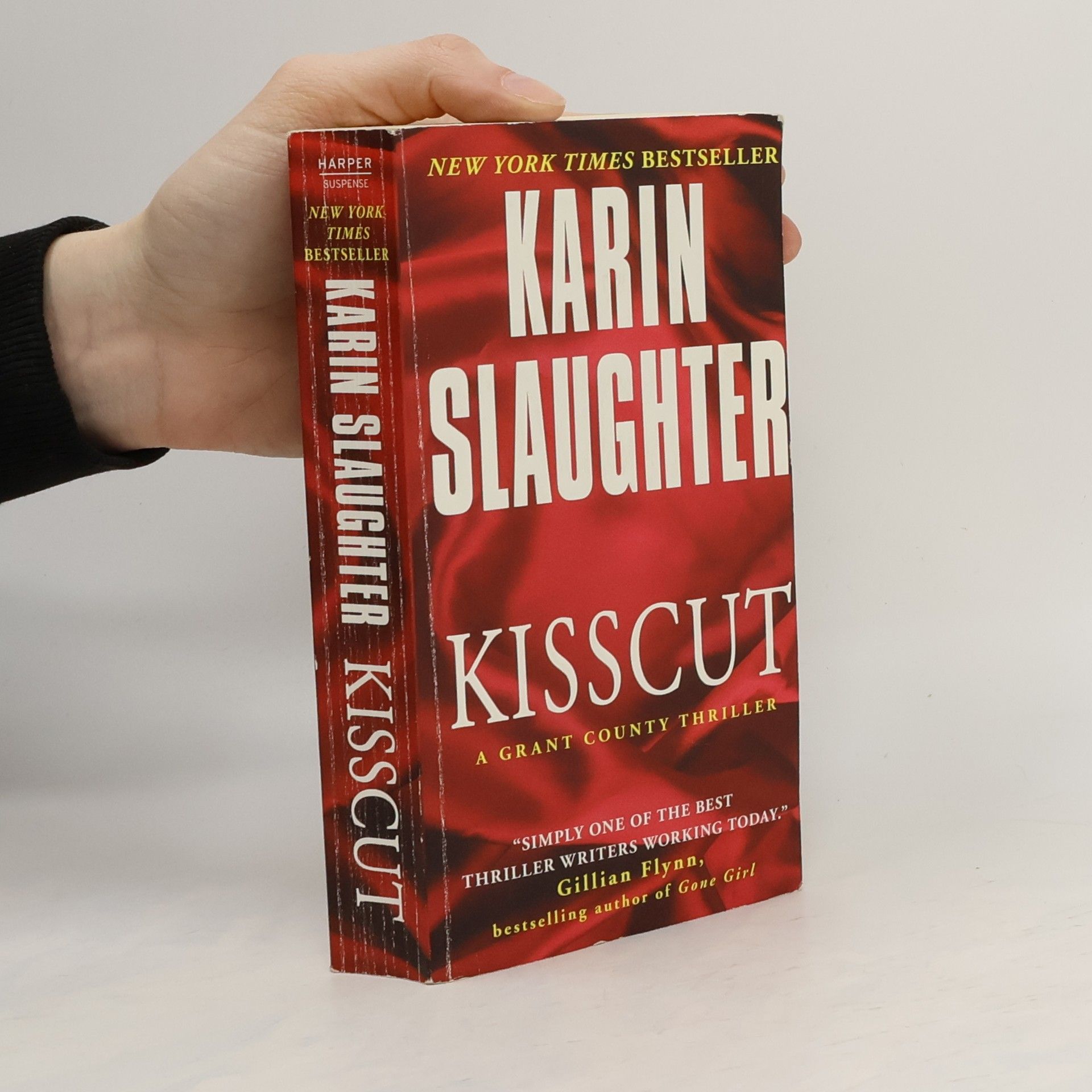 Karin Slaughter Kisscut