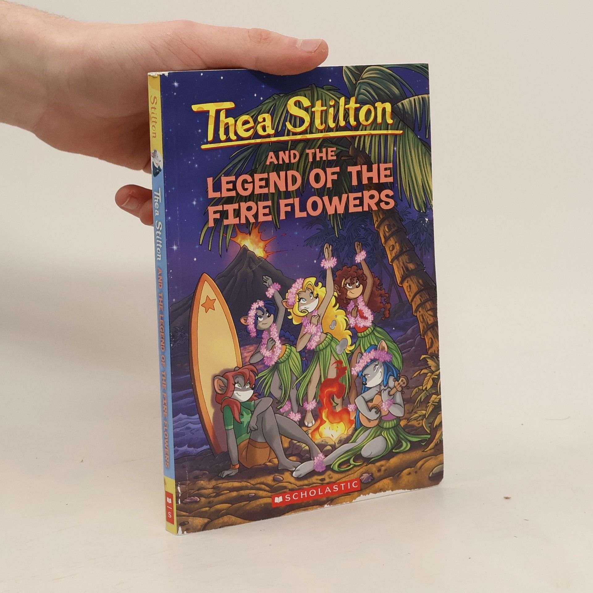 Thea Stilton and the Legend of the Fire Flowers