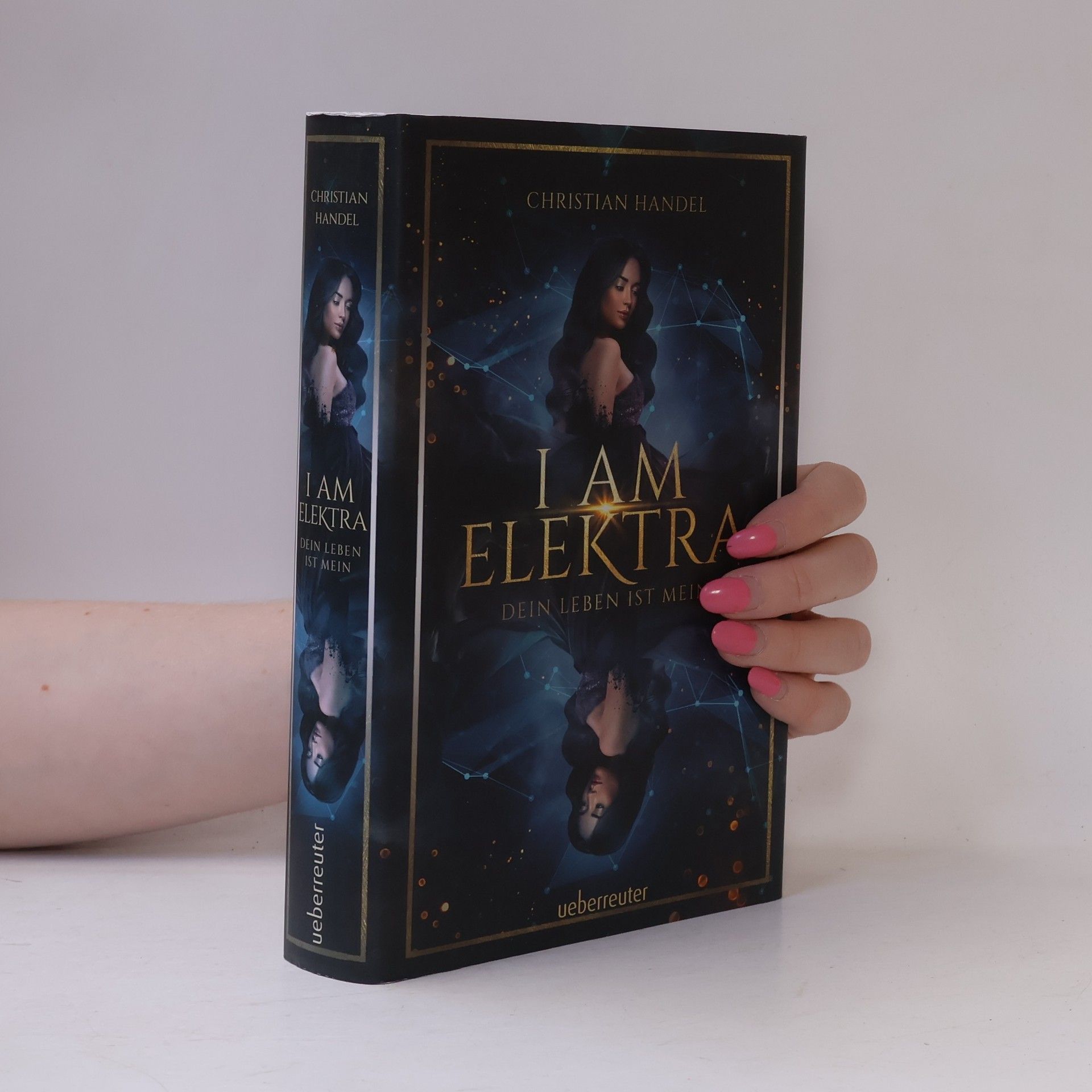 I am Elektra