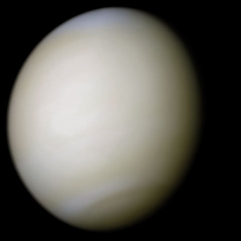 Mynd:Venus-real color.jpg