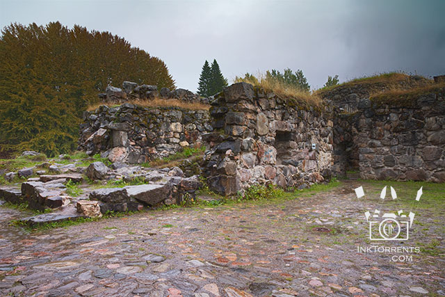 Kajaani Castle Ruins, Finland photo by Soma Acharya InkTorrents Graphics @ InkTorrents.com